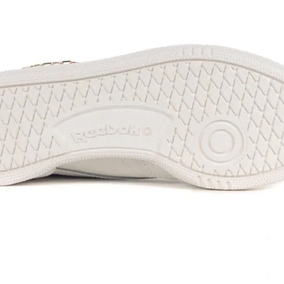 Reebok Women's Club C Double Revenge Low Top Sneakers Size 8.5 NWT - Picture 3 of 3
